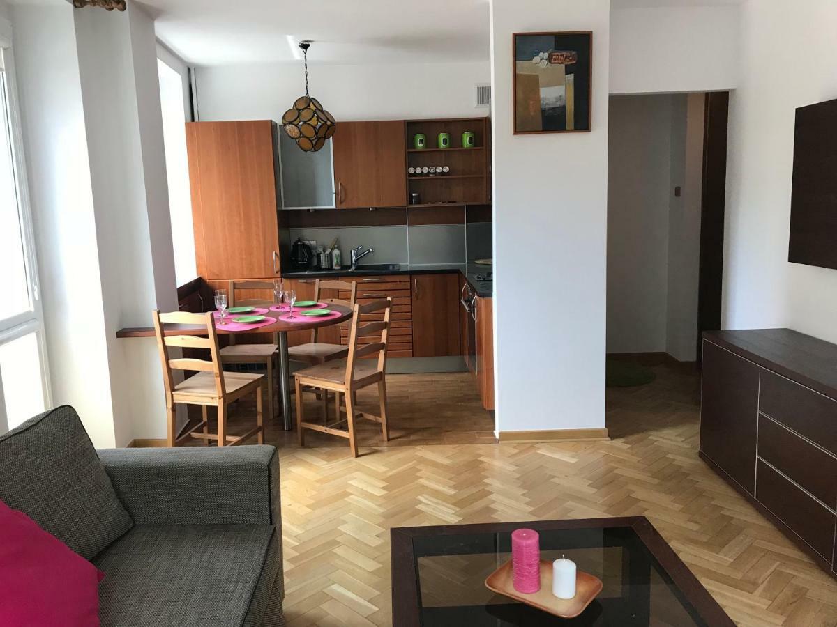 Nina Na Bielanskiej Varsovia Exterior foto
